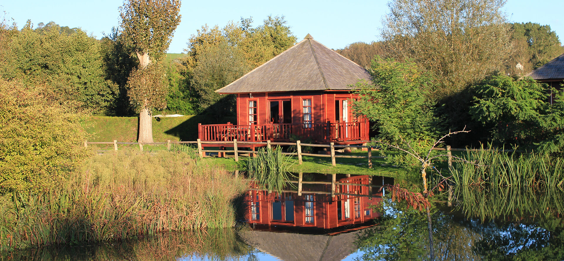 Camping Marqueval - Image à la une - Bungalow Indonésien