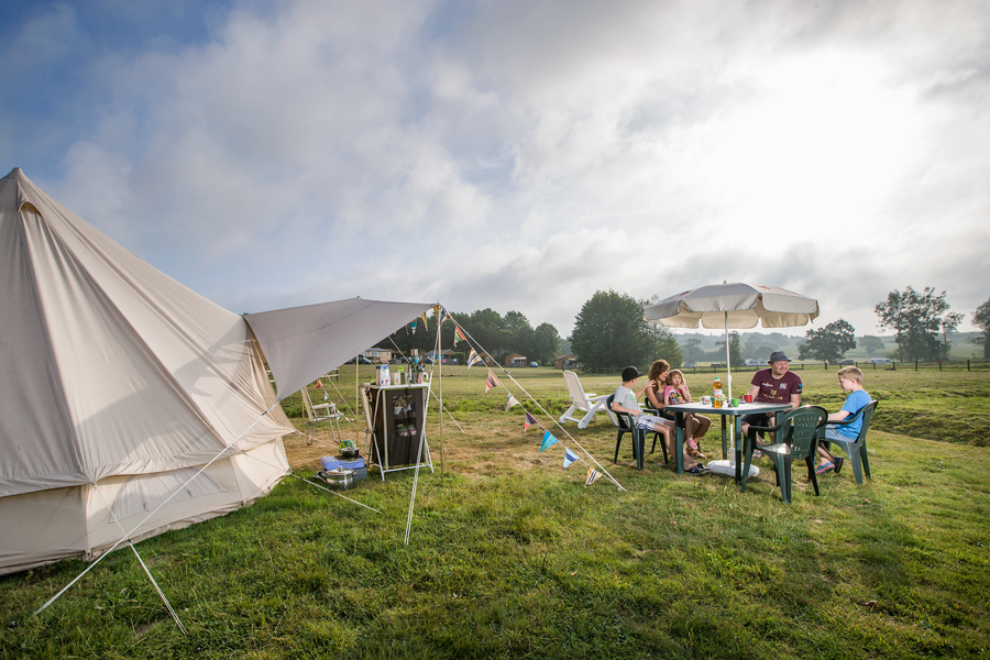 emplacement de camping avec sanitaire privé